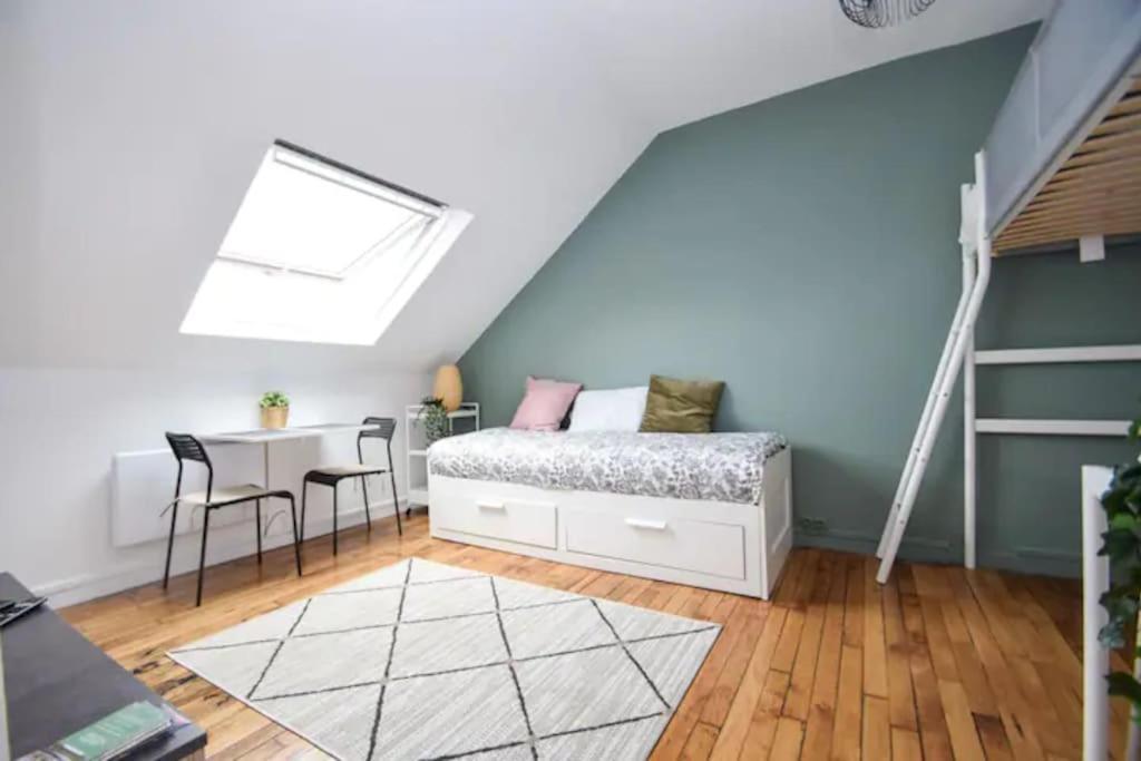 Disponible - Appartement Entier - 10Mn Rer B Aeroport Cdg - Paris Gare Du Nord, T11 Express, Le Bourget, Tout Equipe, Netflix Gratuit, 3 Personnes, 4Eme Etage, Escaliers, Parc Des Expositions, Parking Rue Gratuit Apres 19H Drancy Zewnętrze zdjęcie