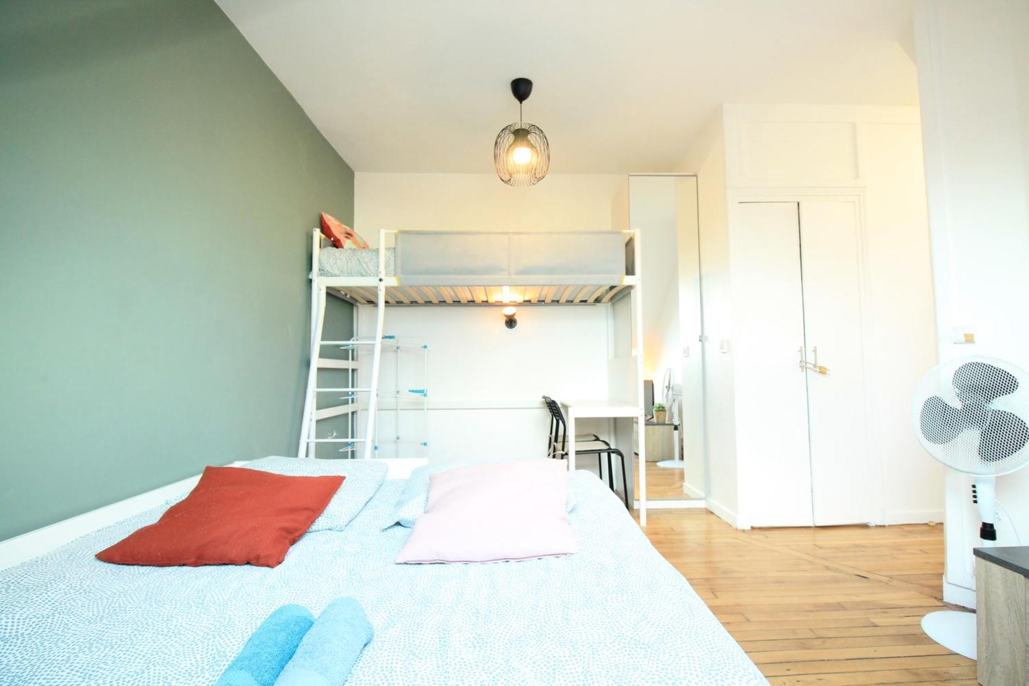 Disponible - Appartement Entier - 10Mn Rer B Aeroport Cdg - Paris Gare Du Nord, T11 Express, Le Bourget, Tout Equipe, Netflix Gratuit, 3 Personnes, 4Eme Etage, Escaliers, Parc Des Expositions, Parking Rue Gratuit Apres 19H Drancy Zewnętrze zdjęcie