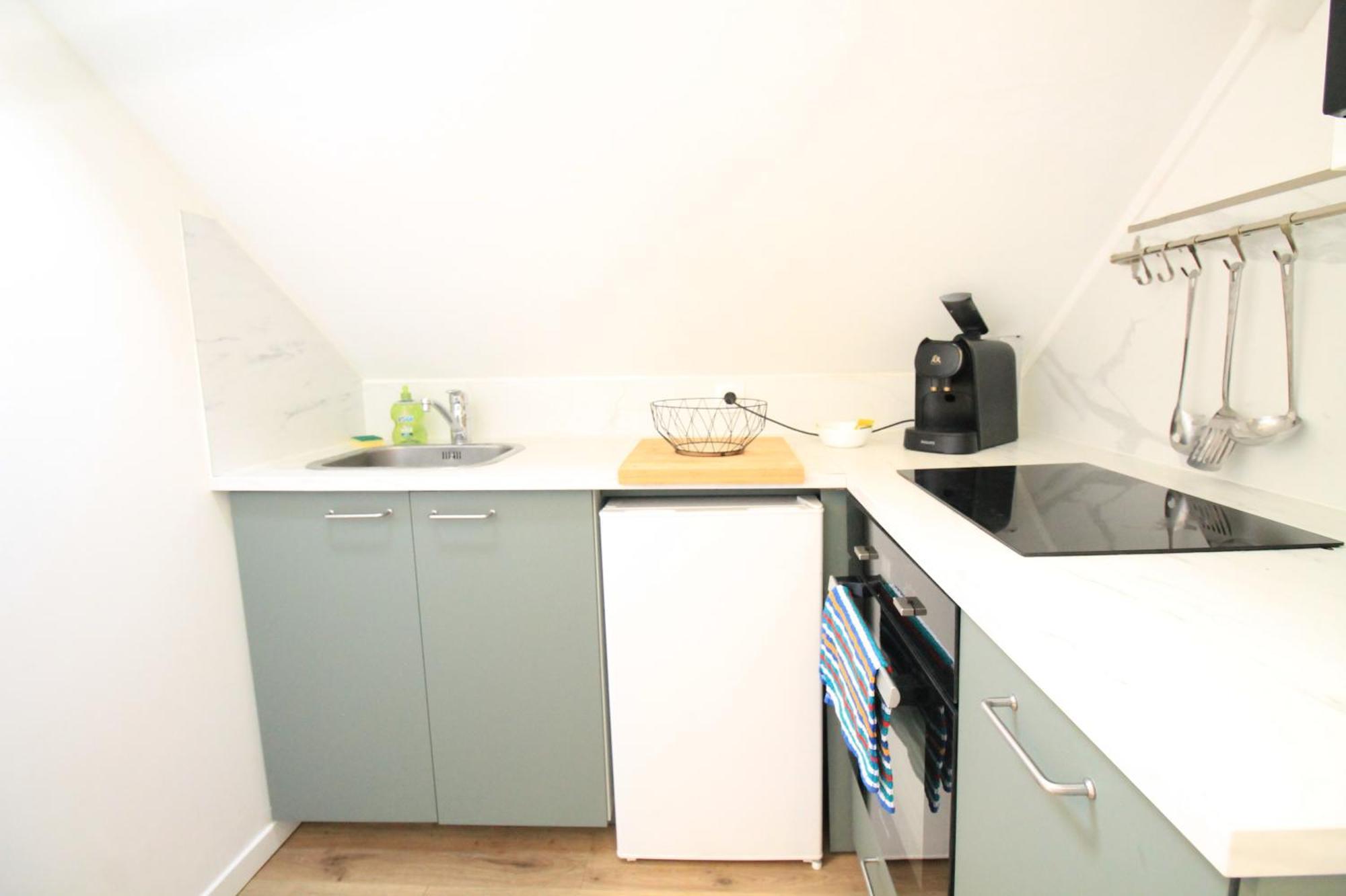 Disponible - Appartement Entier - 10Mn Rer B Aeroport Cdg - Paris Gare Du Nord, T11 Express, Le Bourget, Tout Equipe, Netflix Gratuit, 3 Personnes, 4Eme Etage, Escaliers, Parc Des Expositions, Parking Rue Gratuit Apres 19H Drancy Zewnętrze zdjęcie